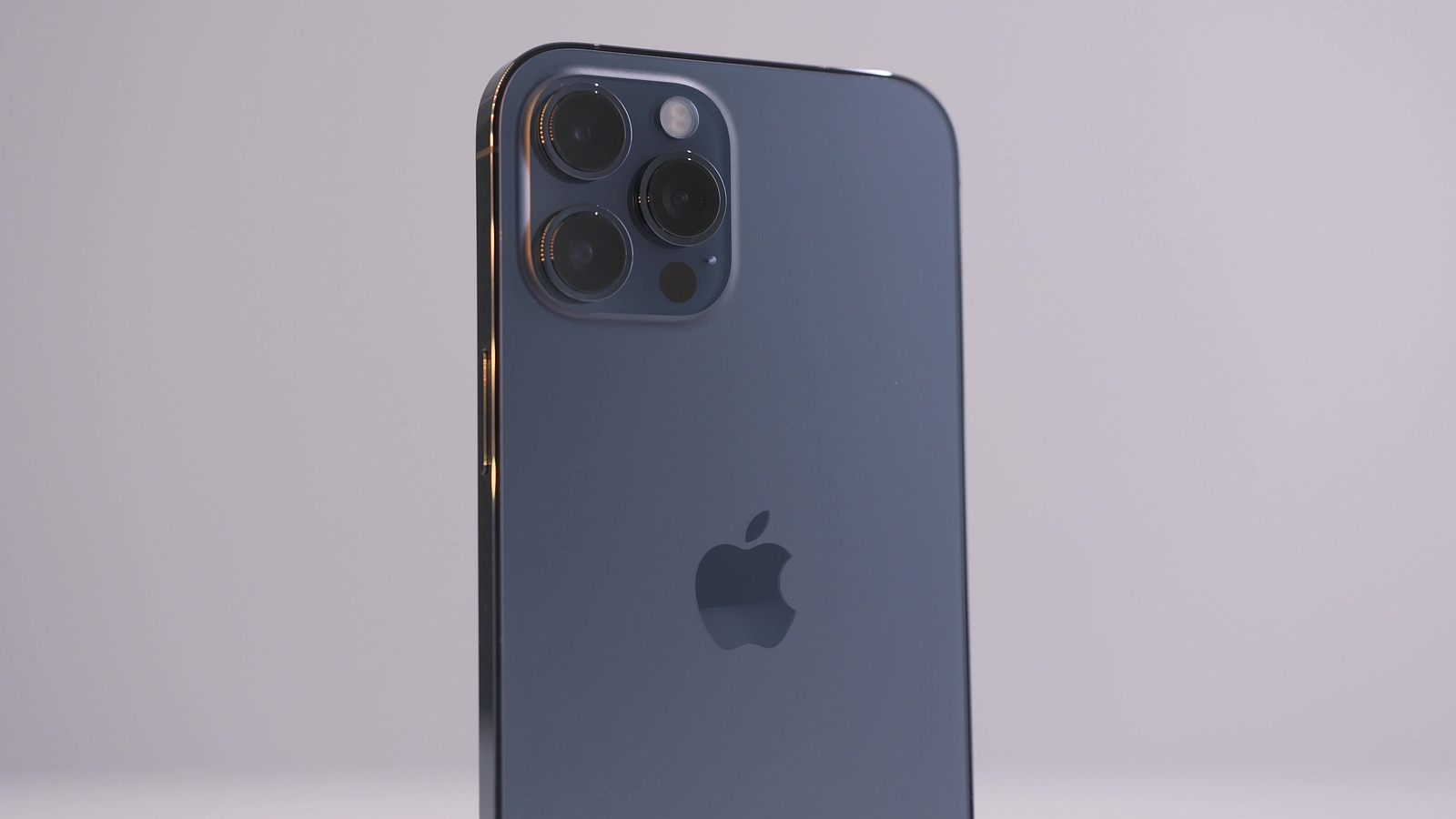 iPhone 2021