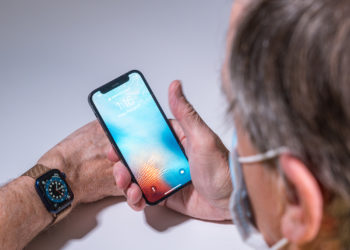 Unlock iPhone with Apple Watch