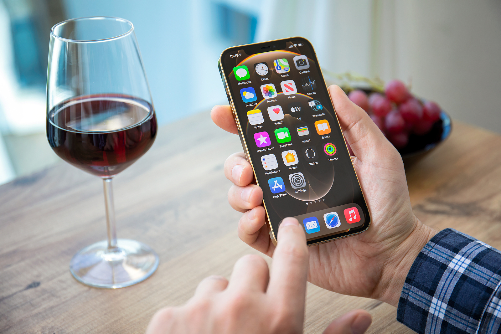 iPhone 2021