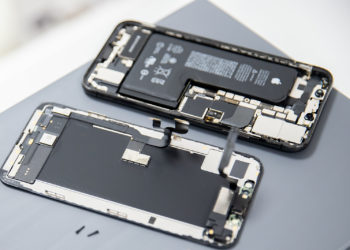 Apple repair restrictions