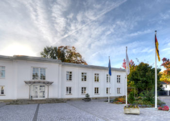 Federal Cartel Office against Apple