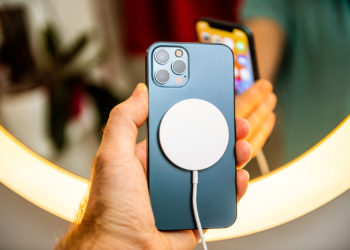 Magnetic interference in medical devices - Apple