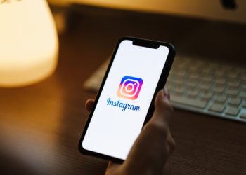 Instagram for iOS Stories