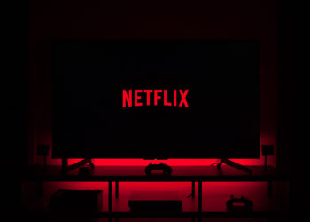 Netflix Gaming Apple Arcade Competition