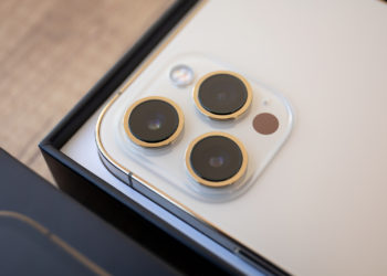 iPhone 13 LiDAR scanner