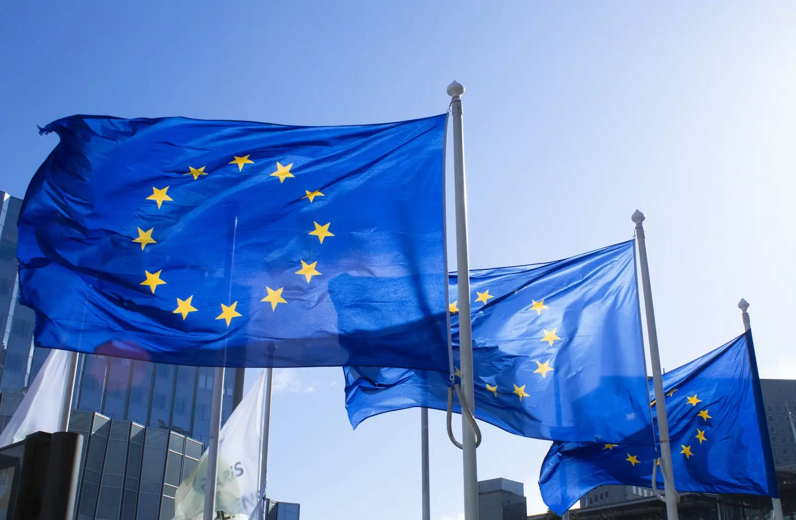 Uniform charger for all smartphones: EU ignores Apple's protest