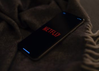 iPhone & iPad: Netflix Spatial Audio Support