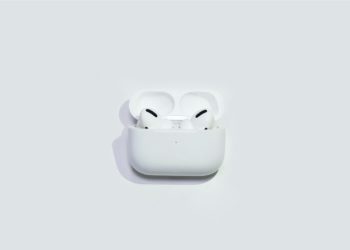 AirPods health features