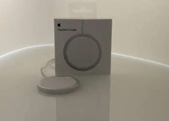 Apple MagSafe charger