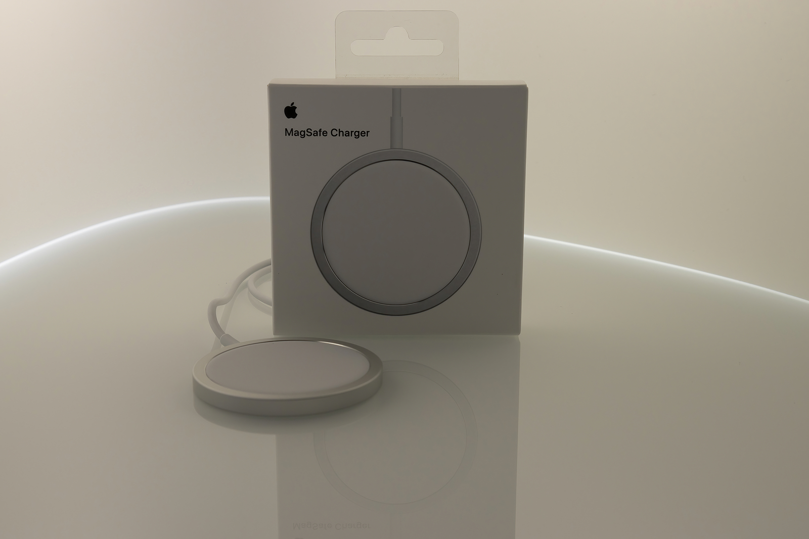 Apple MagSafe charger