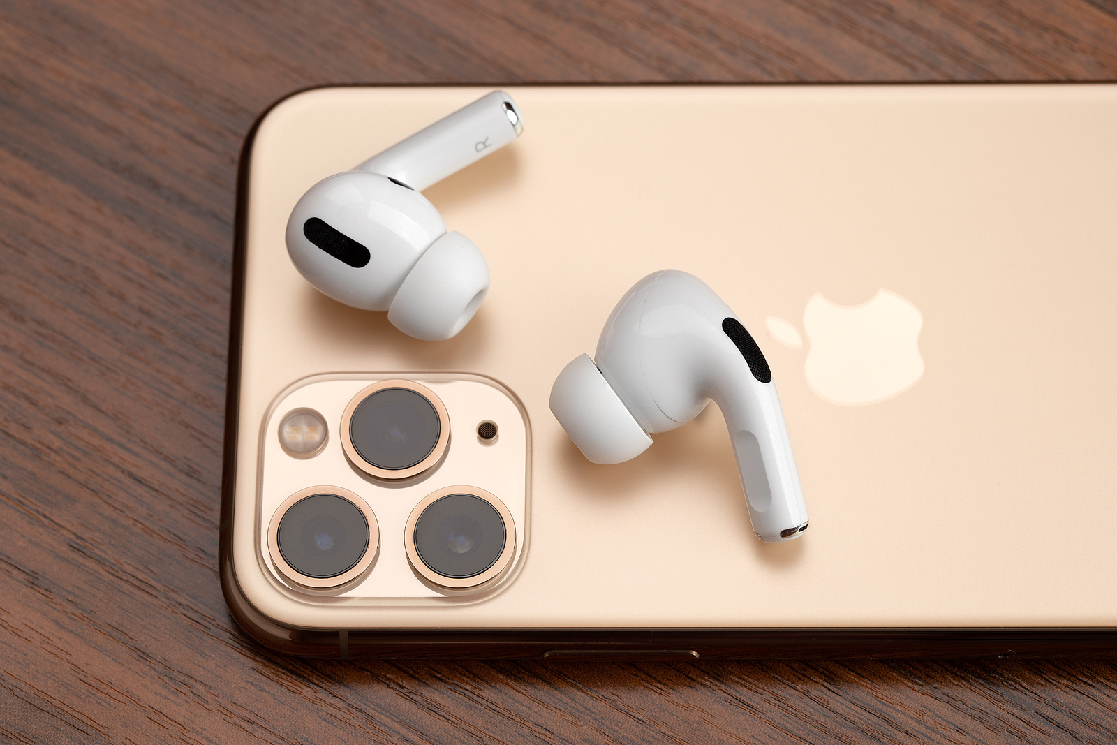 iOS 15 AirPods Pro