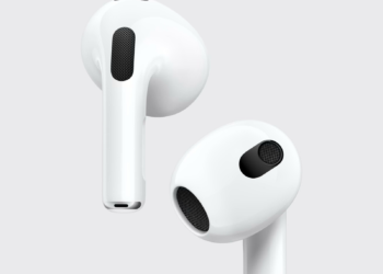 AirPods 3 in teardown