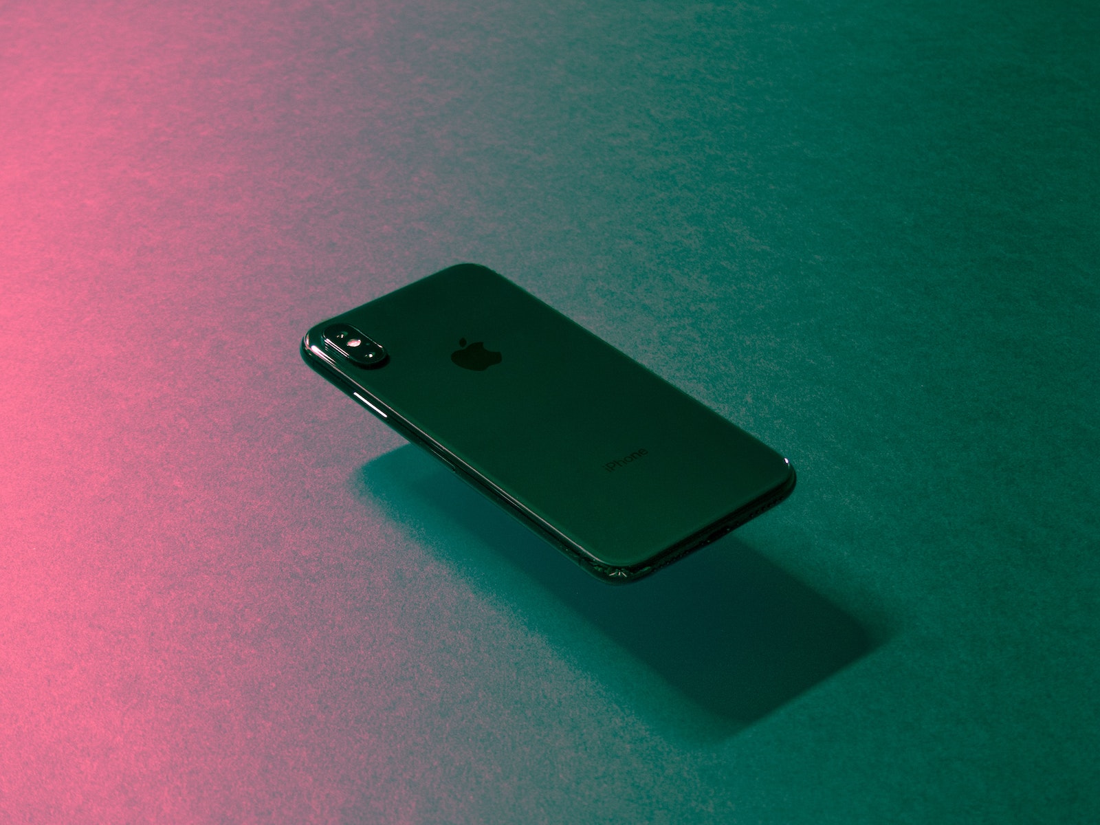 Apple is reportedly working on an AirPower-like charger