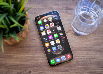 iOS 15.2: How to use the App Privacy Report