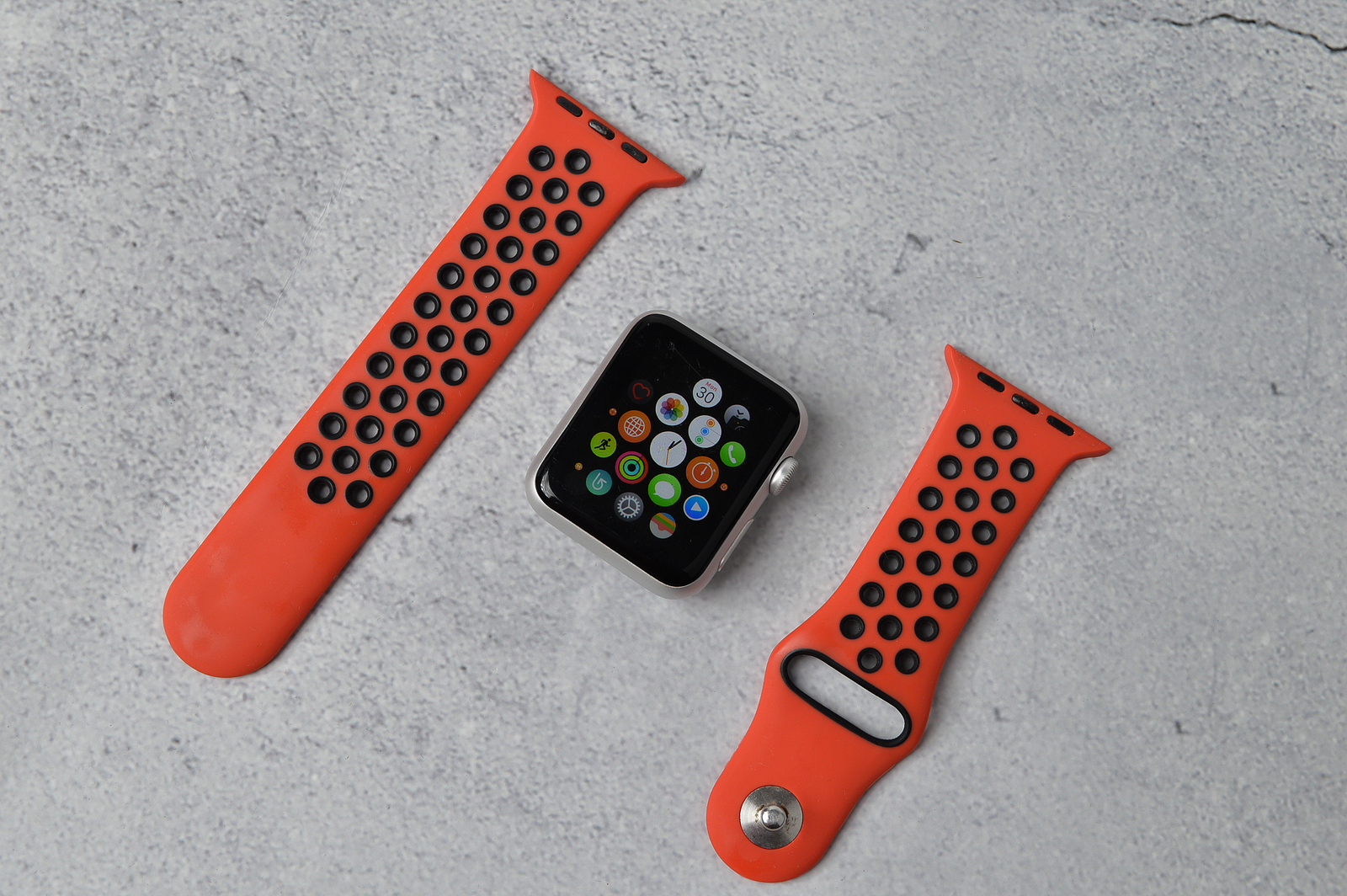 Apple Watch end link: basis for universal connection standard?