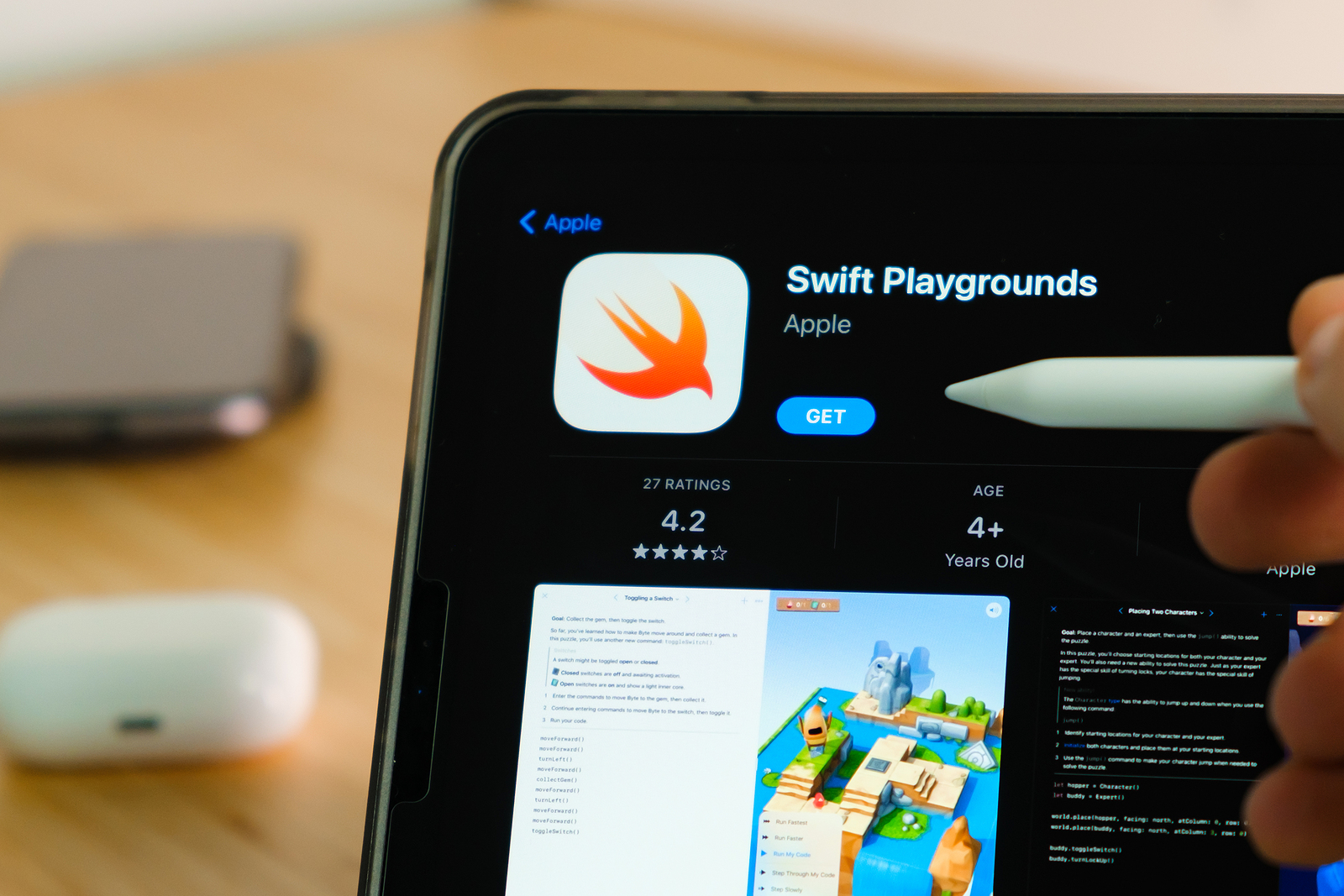 Creating iPhone & iPad apps: Apple releases Swift Playgrounds 4