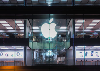 3 trillion dollars: Apple breaks new trillion mark