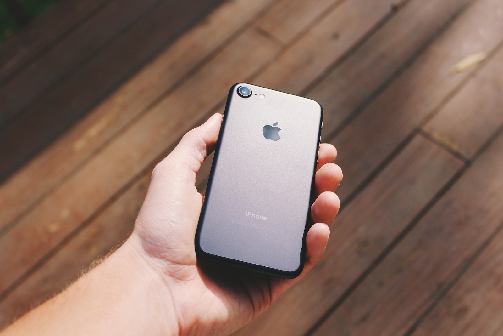 iPhone SE 3