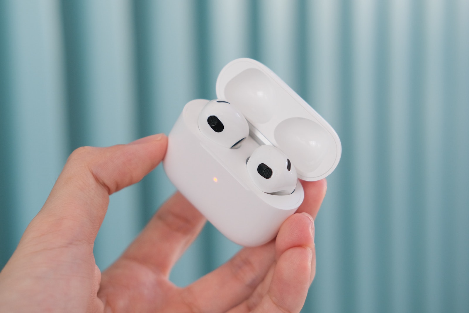 AirPods 3 firmware version