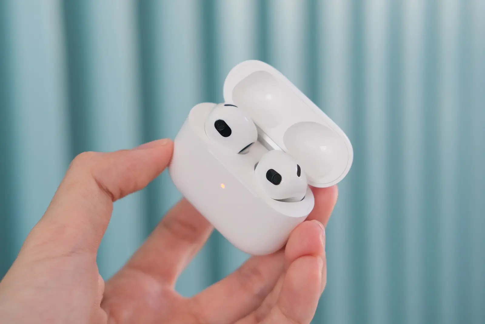 AirPods 3 firmware version