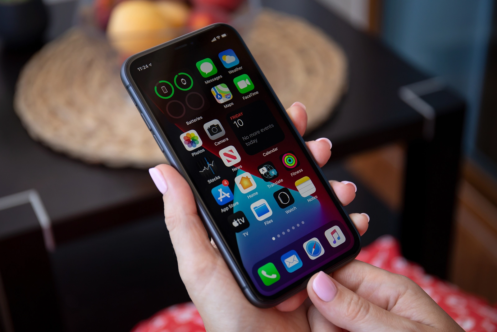 iOS 15.4