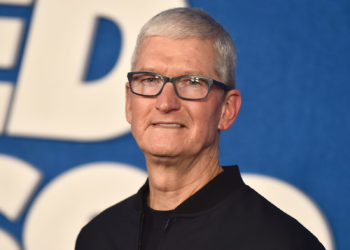 Tim Cook mixed reality headset