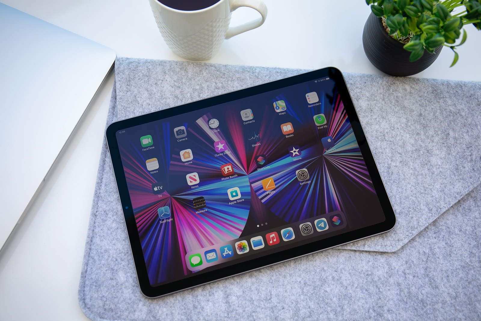 iPadOS 17 Rumors iPad OLED Apple