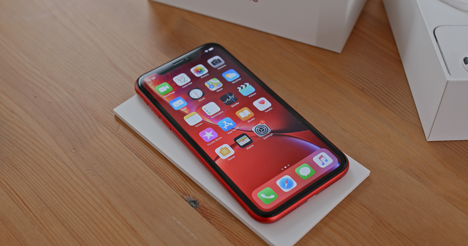 iPhone SE 4 design