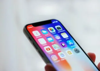 iOS 16 Spotlight search