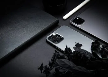 iOS 16.1 update