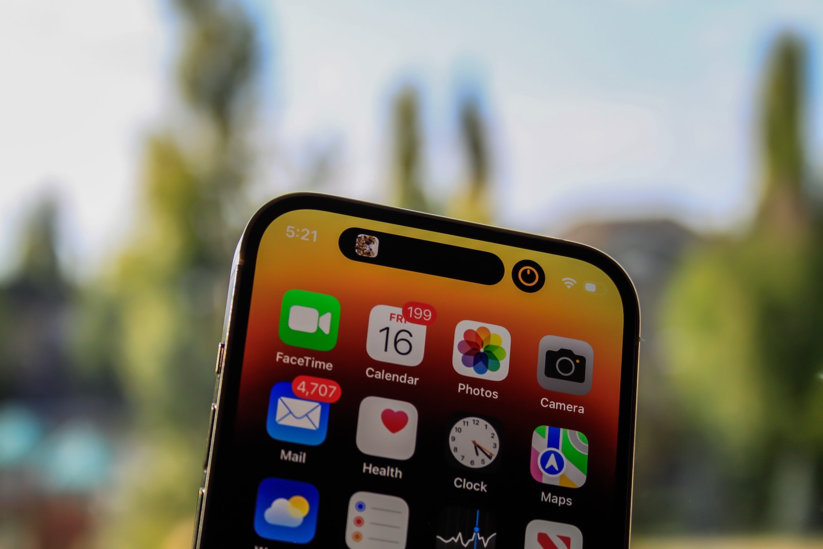 iPhone 15 Ultra