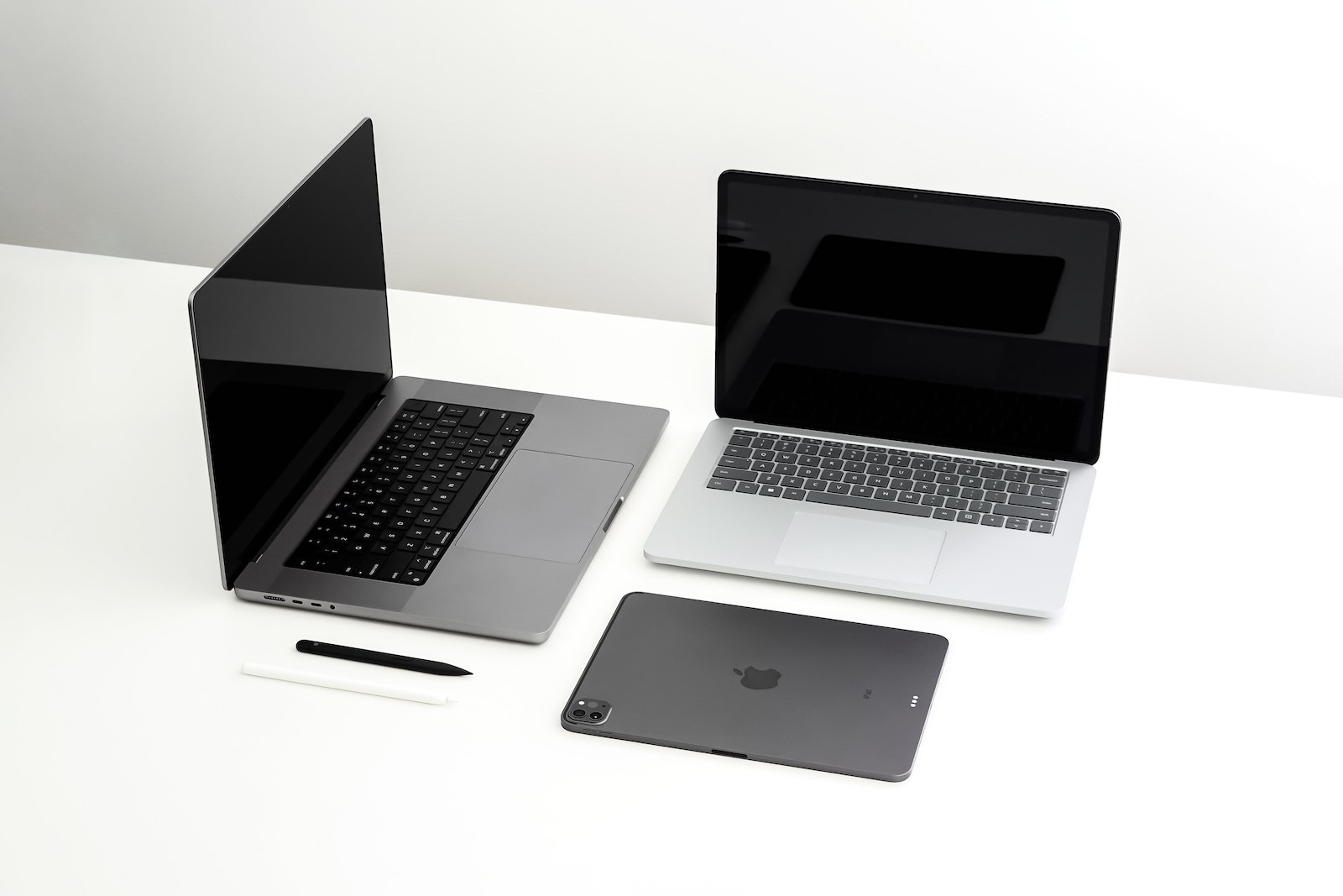 macOS 13 Ventura iPadOS 16