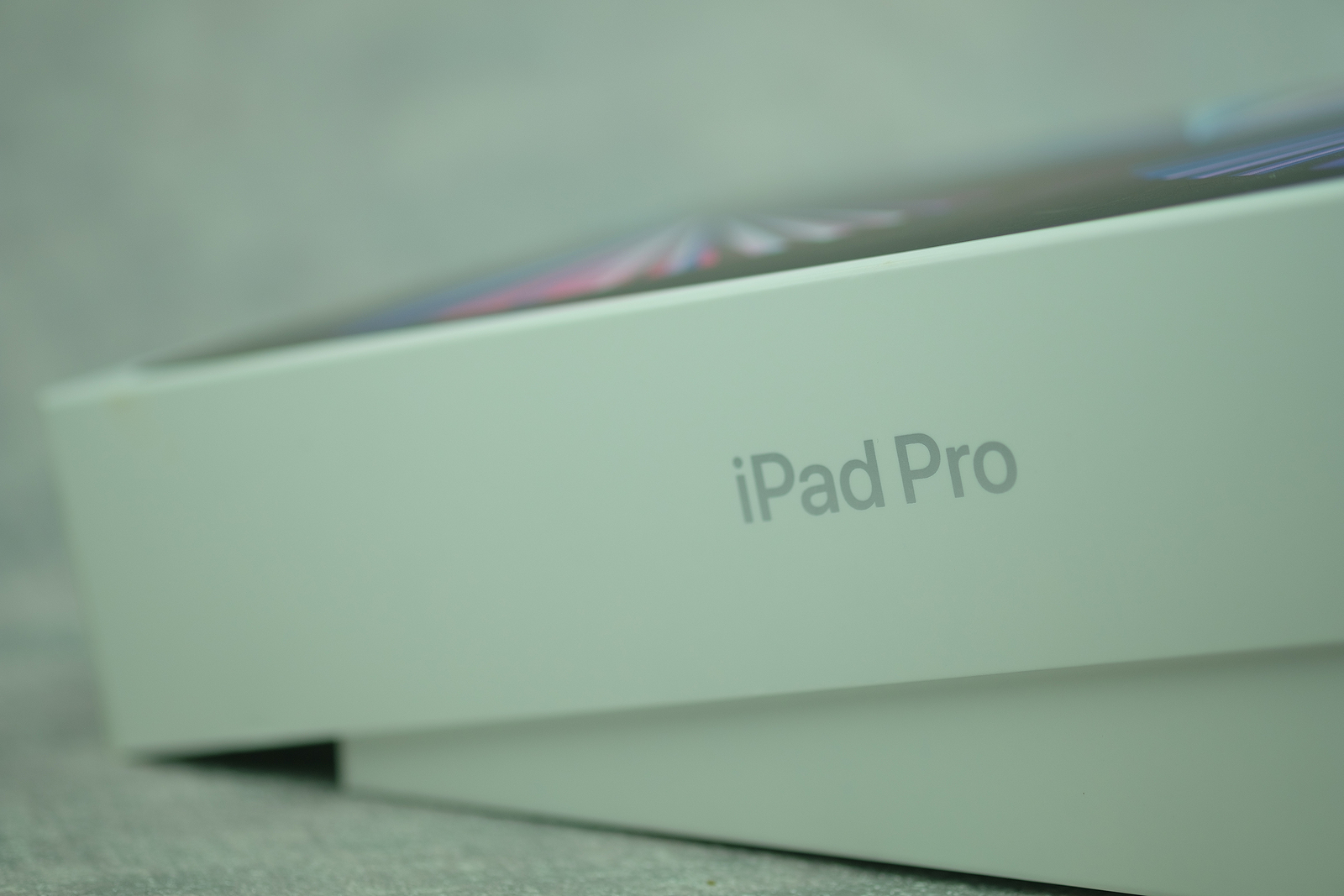 iPad Pro MiniLED