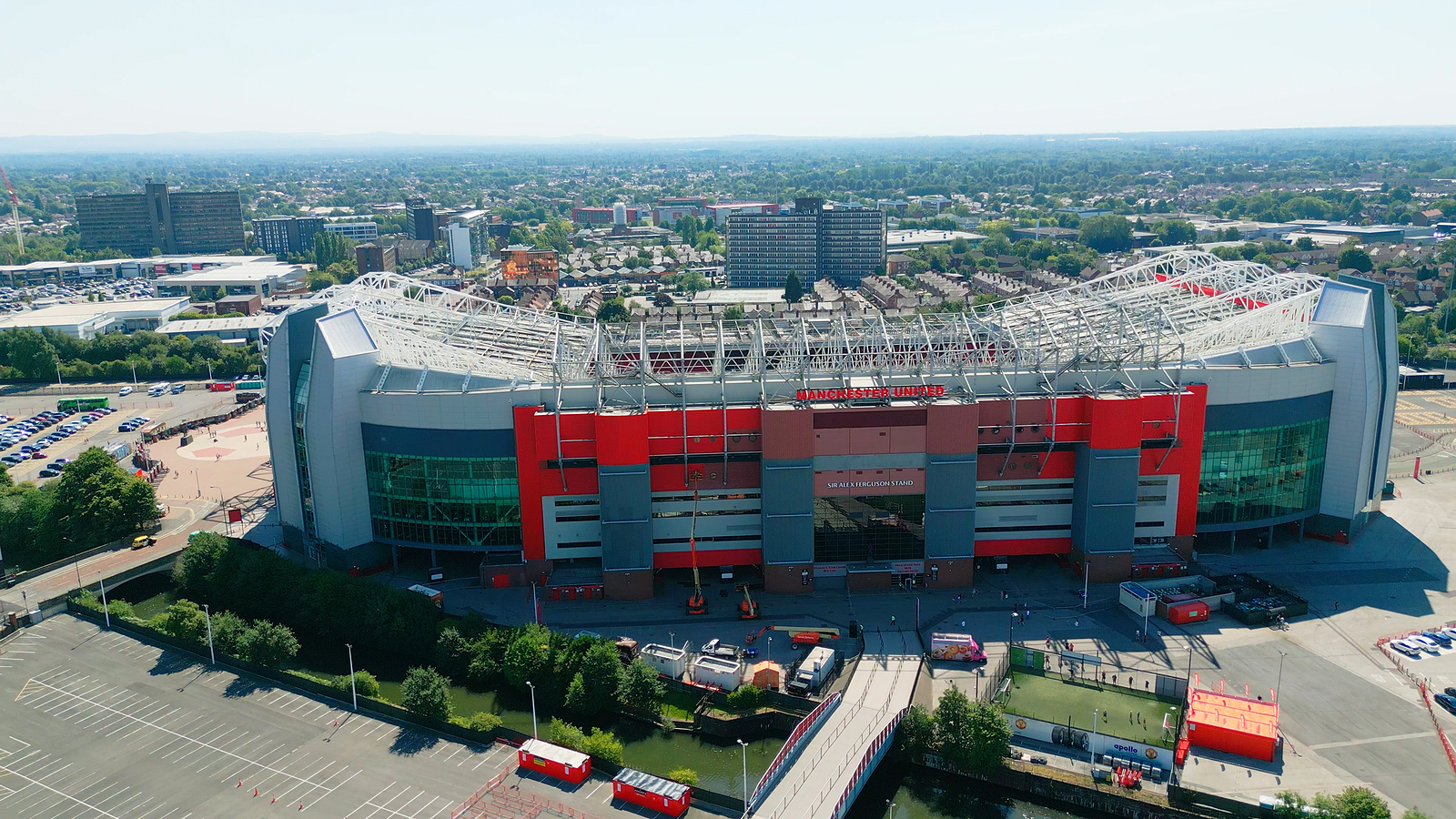 Manchester United Apple