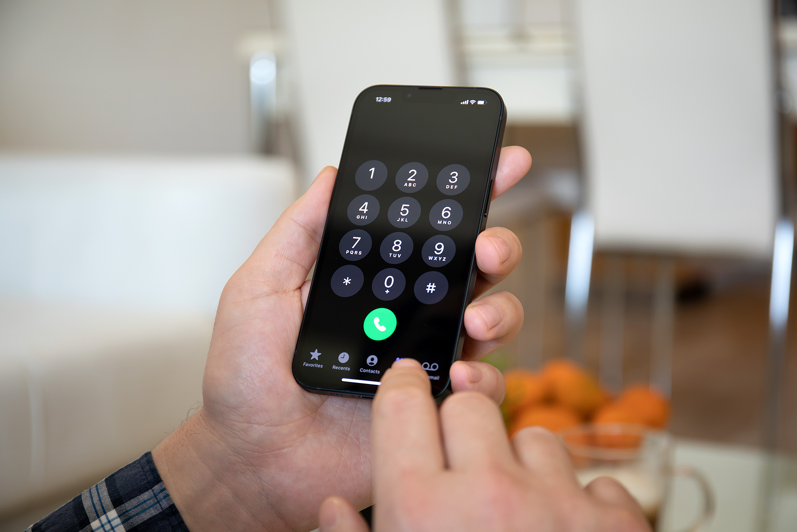iOS 16.4 voice isolation for mobile calls