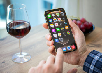 iOS 16.4 features