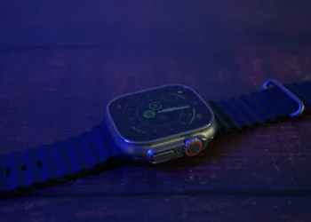 Apple Watch Ultra microLED