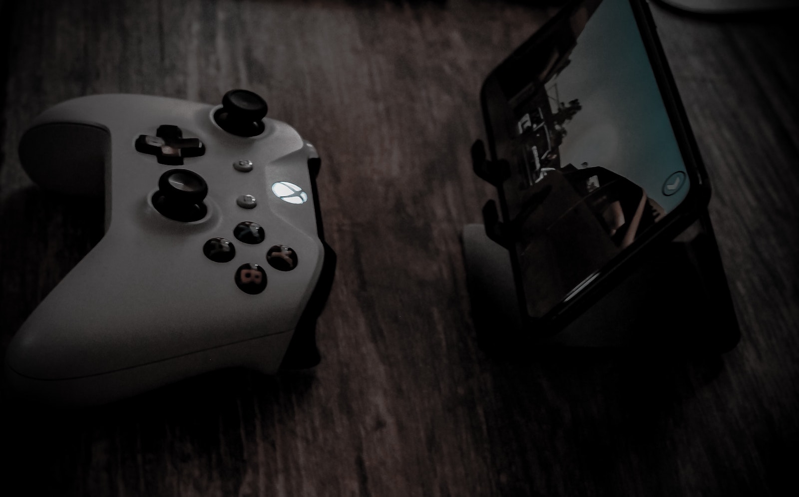 Microsoft Xbox App Store iPhone