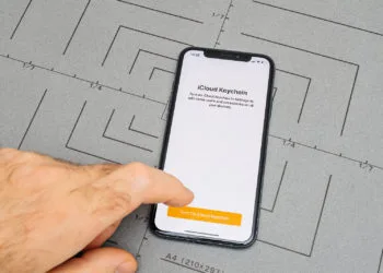 iOS 17 passwords