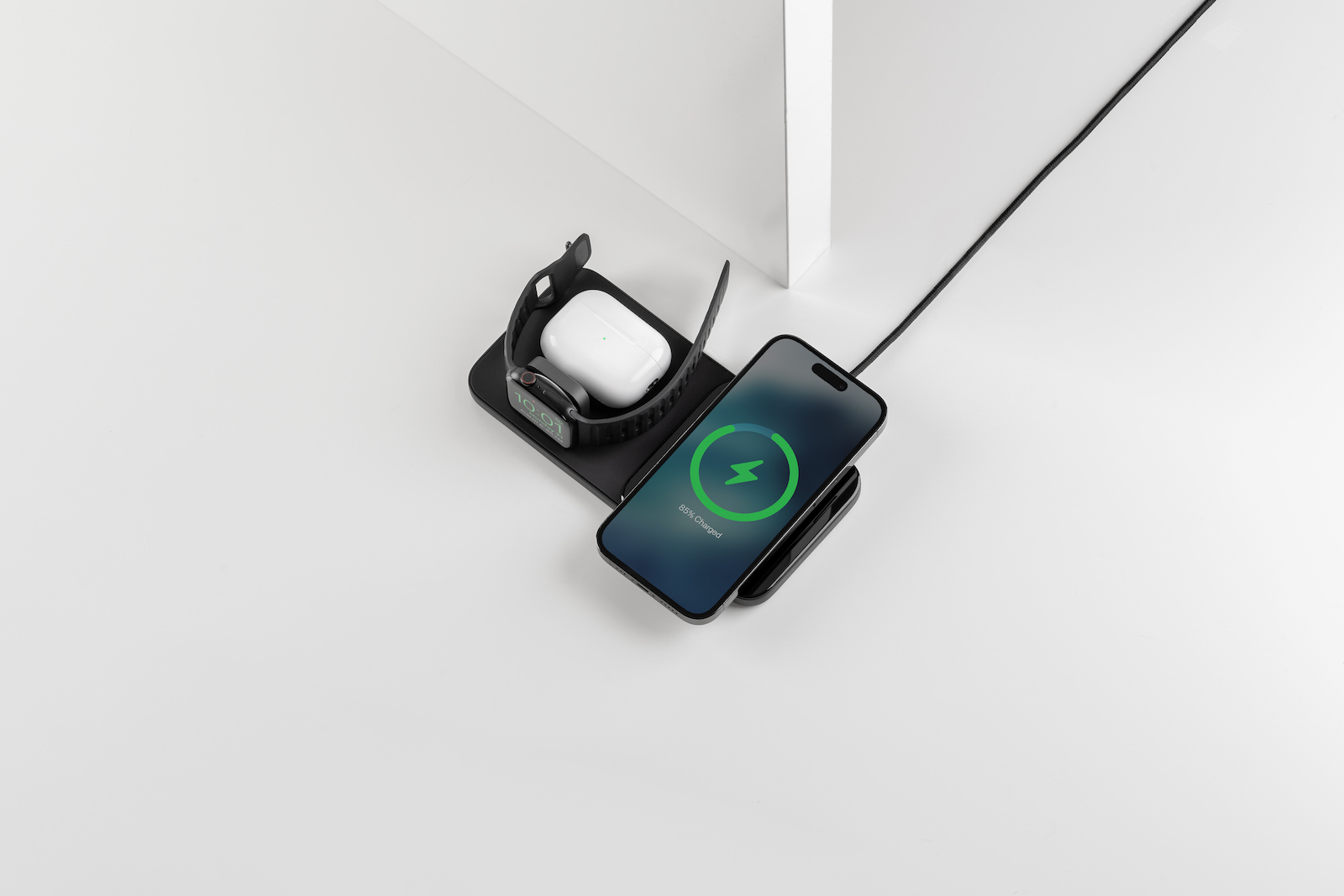 Nomad Base One Max 3-in-1