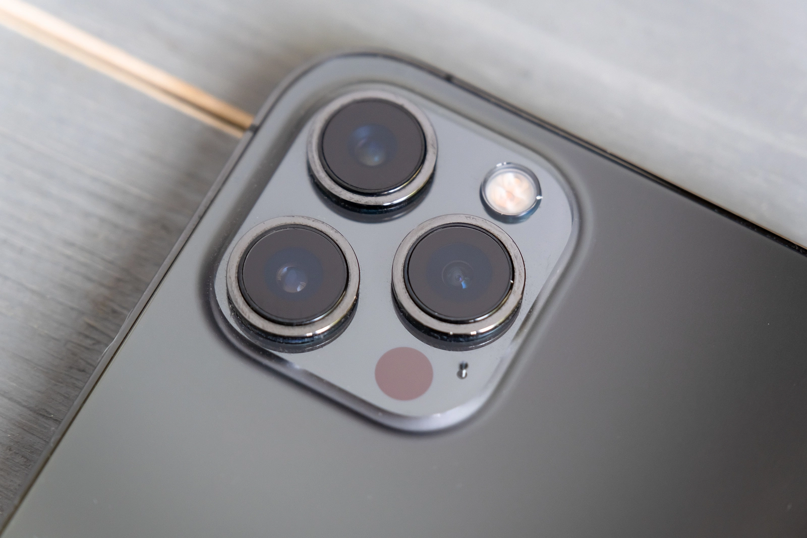 iPhone 15 iOS 17