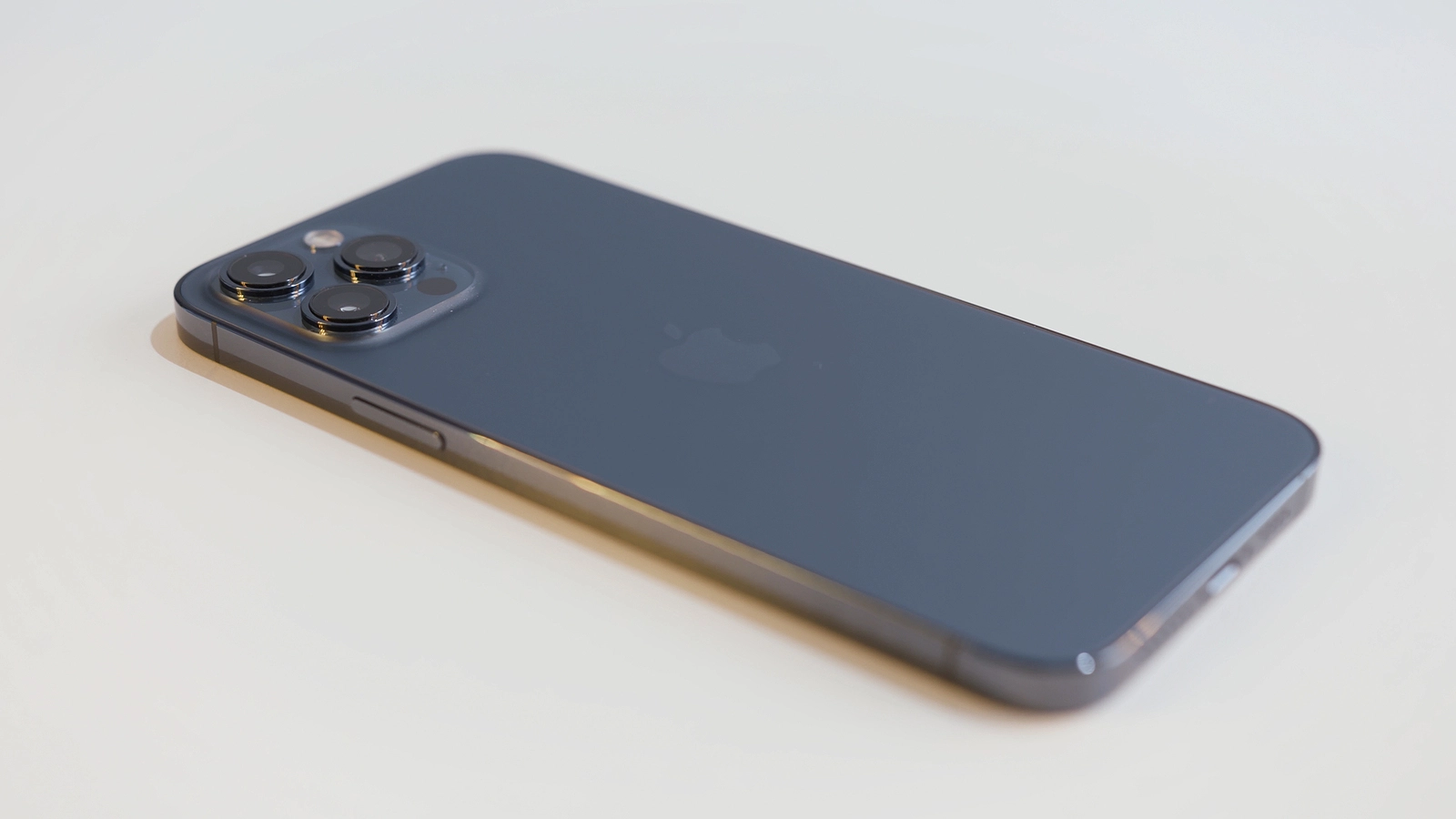 iPhone 16 rumors
