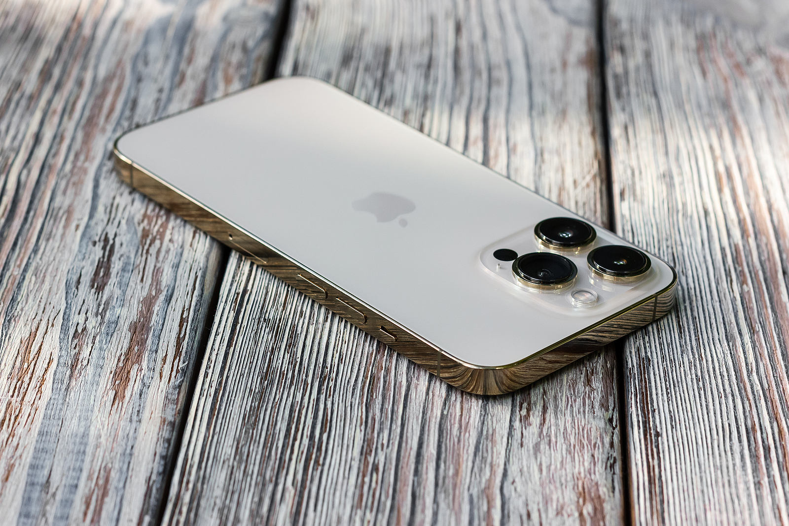 iOS 18 Apple