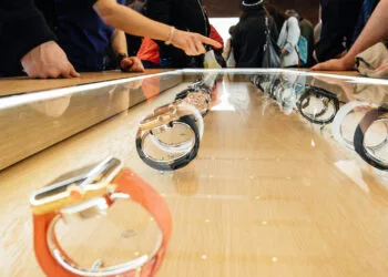 Apple Watch sales ban