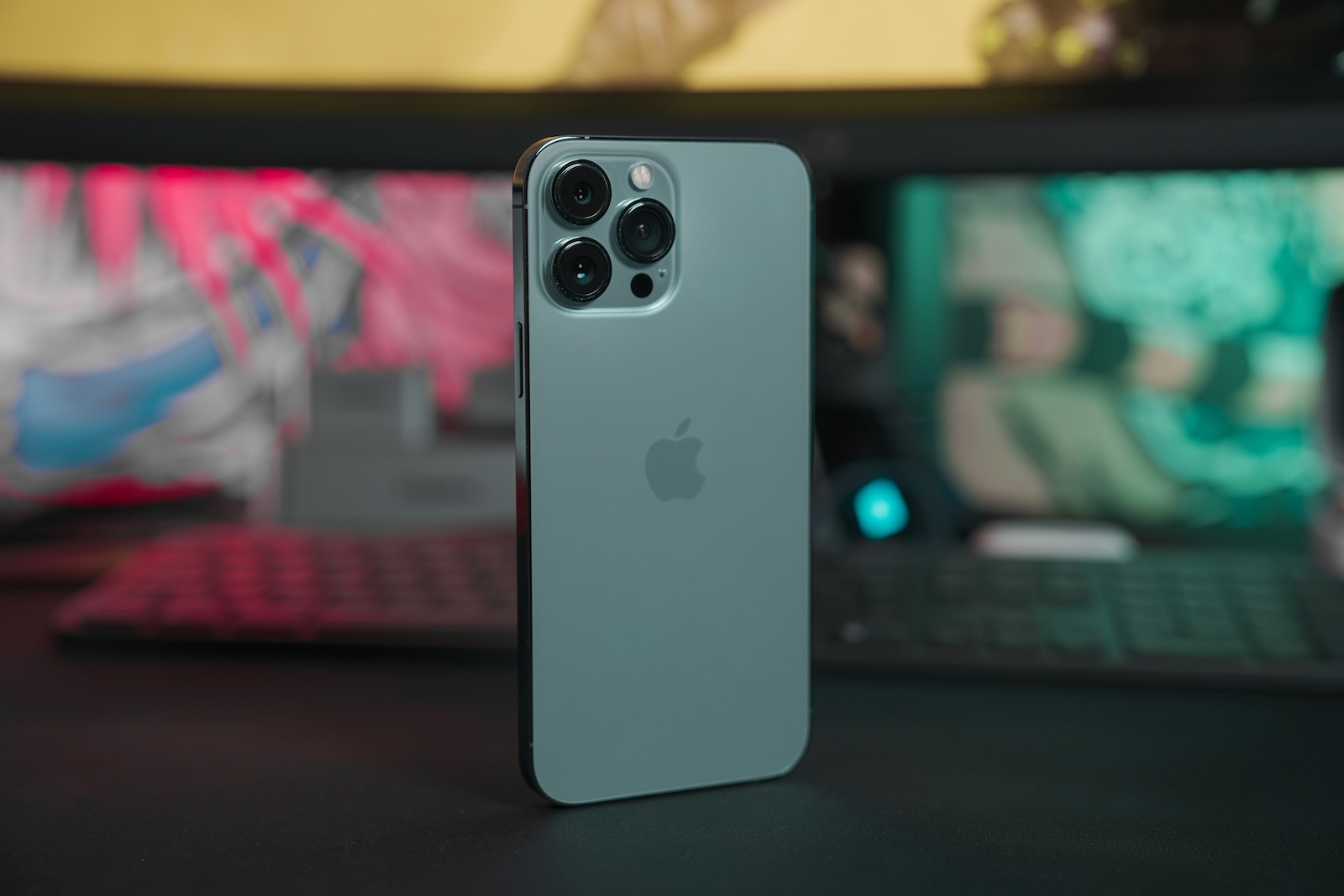 Apple NFC chip