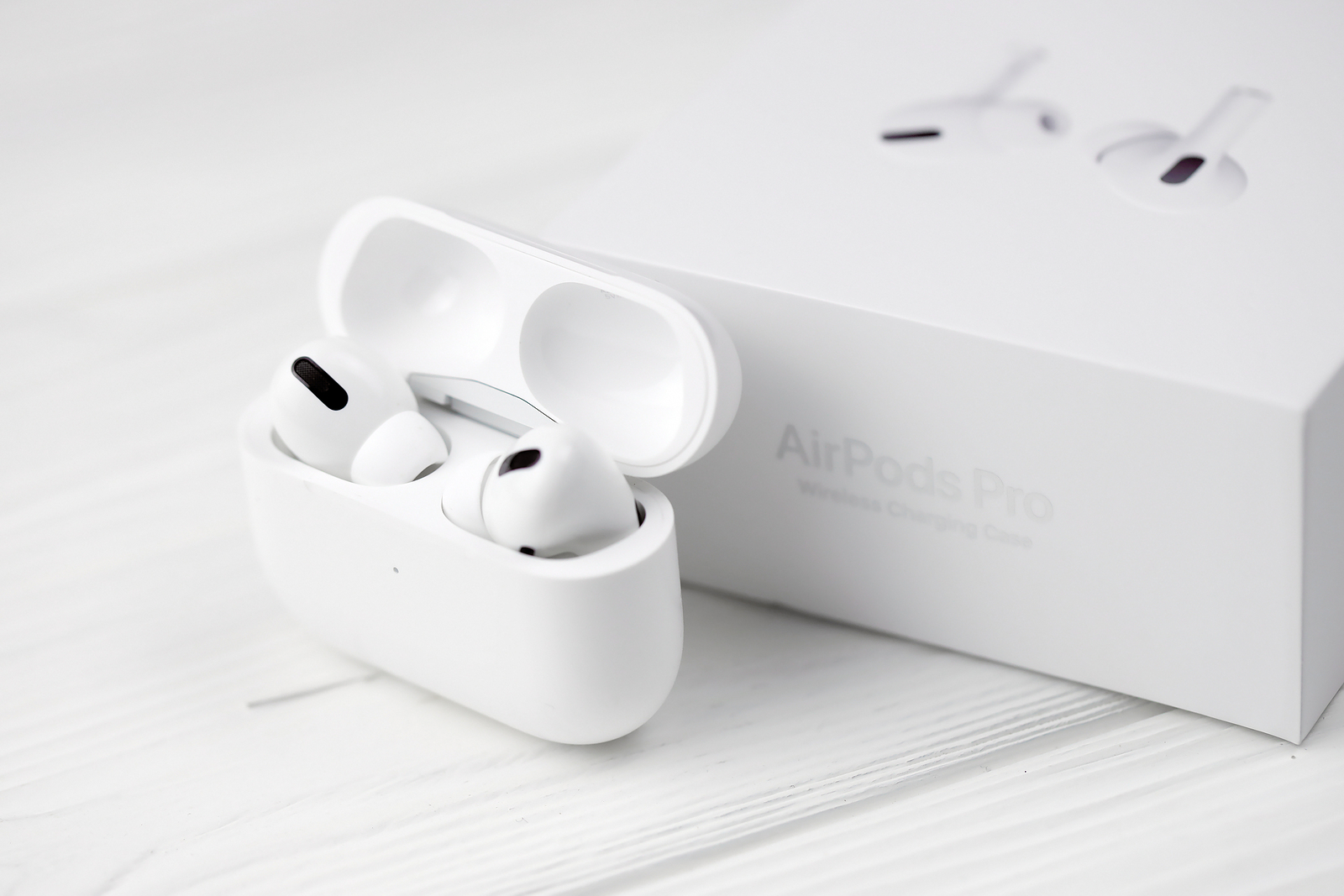iOS 18 AirPods Pro
