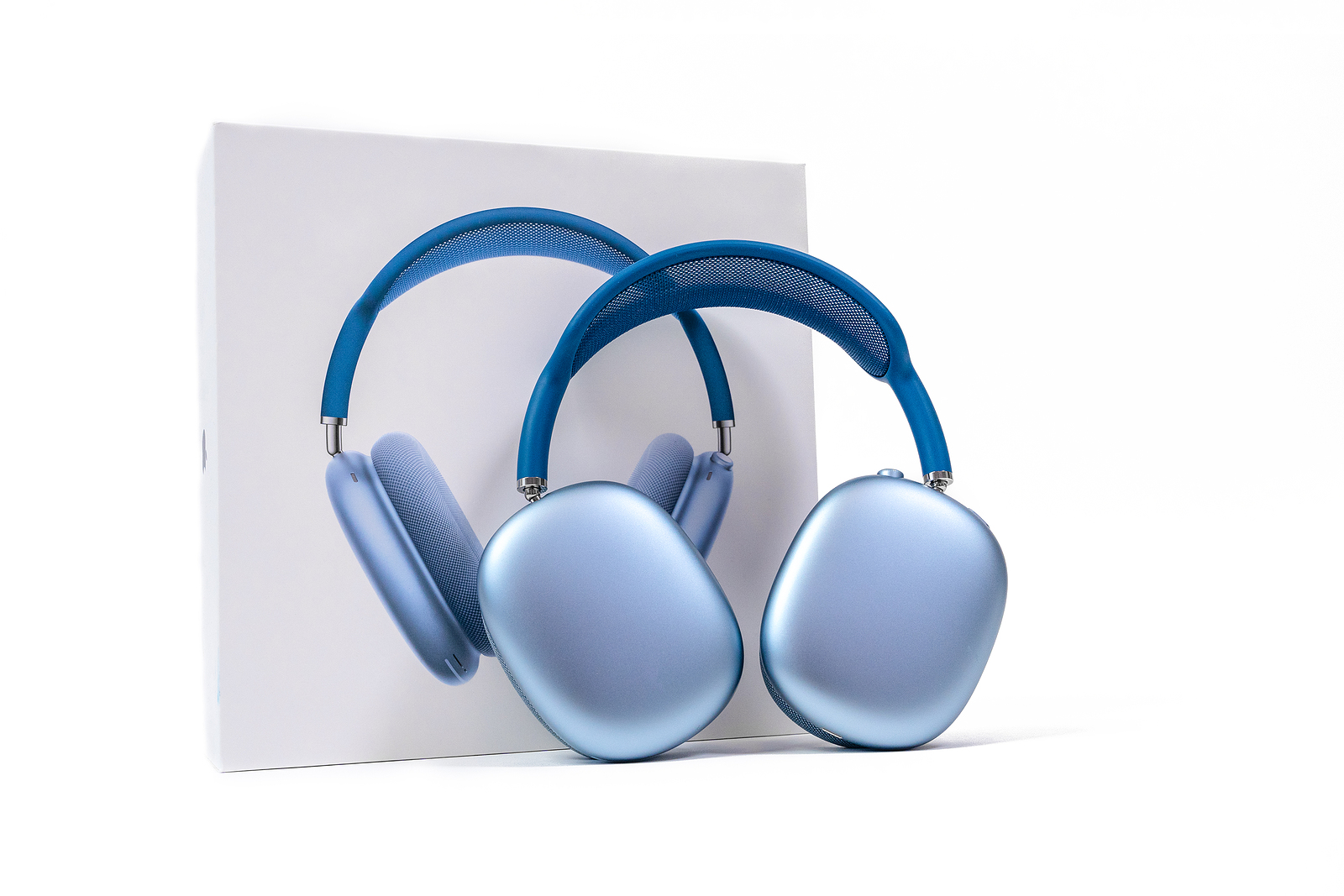 AirPods Max restart reset Apple