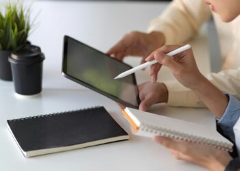 iPad PDF management