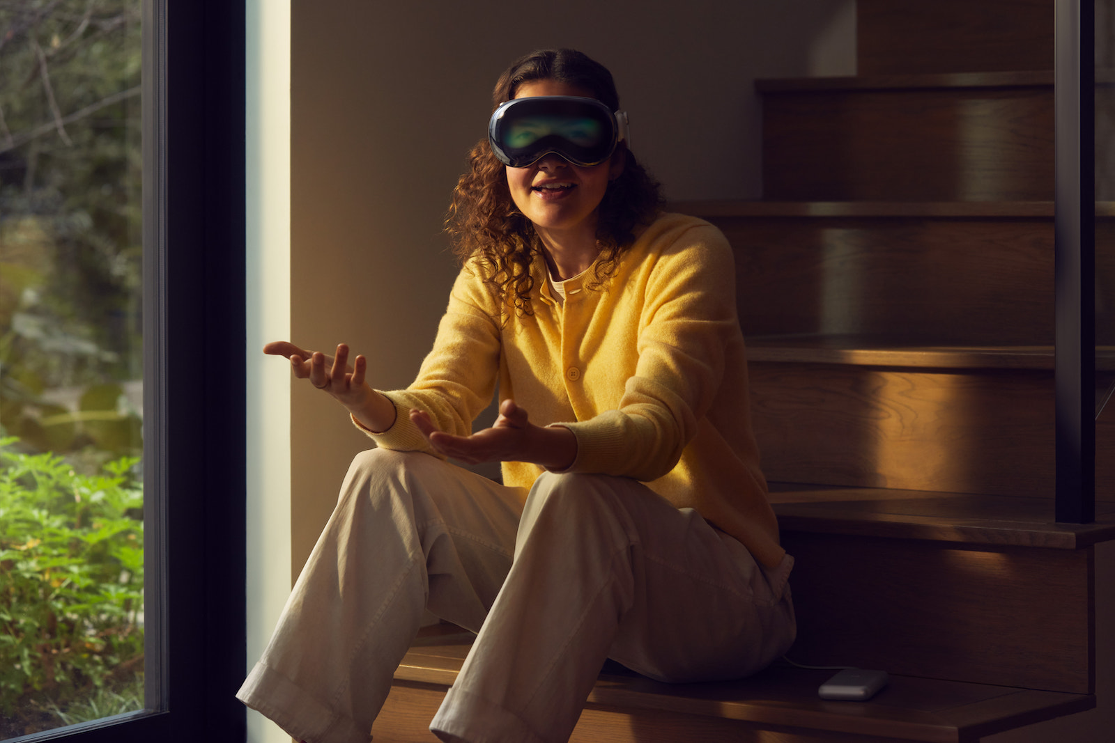 Apple Vision Pro gestures and controls
