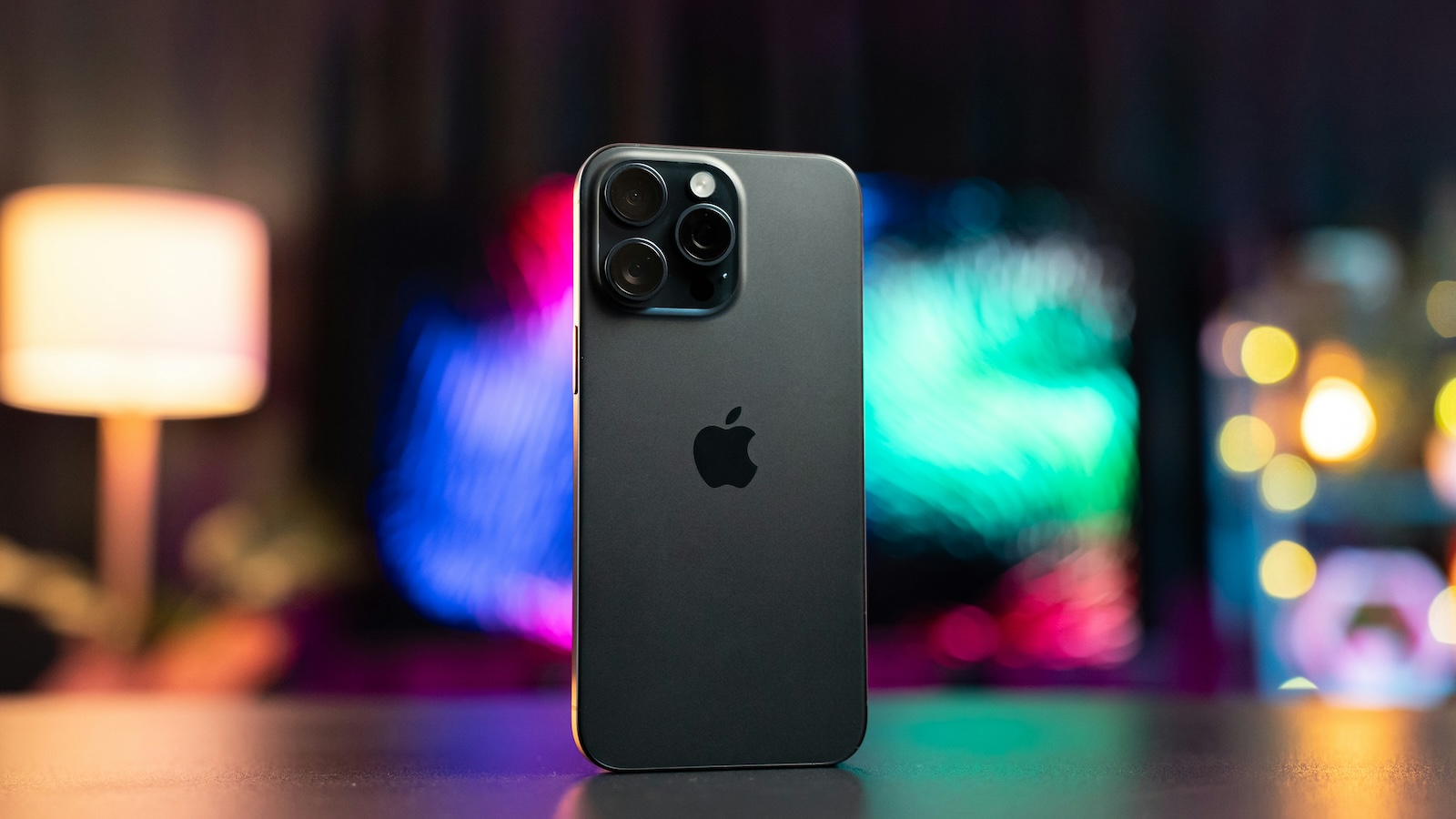 iPhone 16 Pro Max Apple
